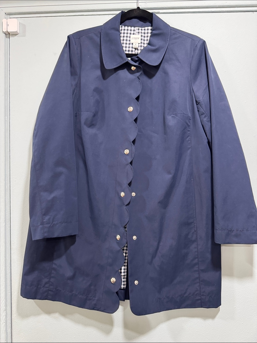 J CREW NAVY S 8 RAINCOAT SNAP FRONT SCALLOPED CLOSURE